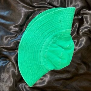 BNWT Free People Vibrant Green Bucket Hat